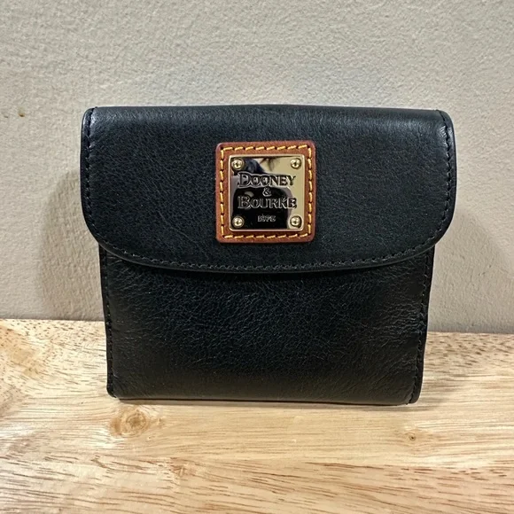 Dooney & Bourke Black Leather Compact Wallet - Picture 3 of 9